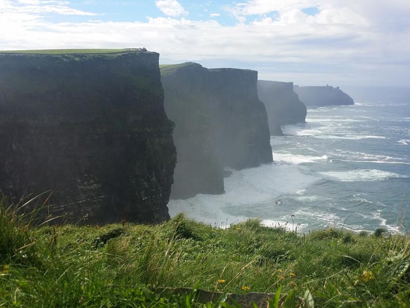 Chauffeur tours Cliffs of Moher
